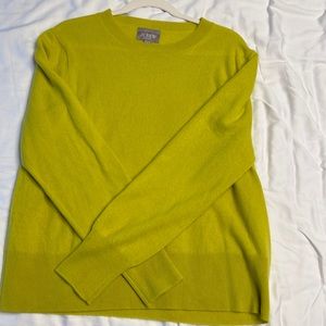 Womens new without tags cashmere J Crew Sweater color Burnished Chartreuse